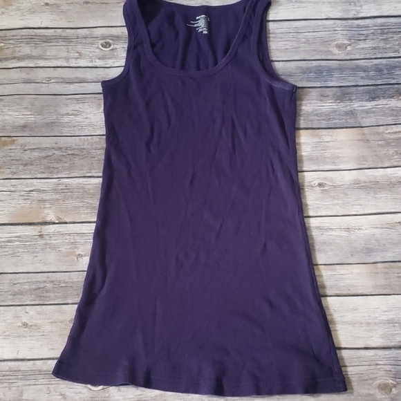 Old Navy set of 3 various color tank tops - Picture 2 of 11